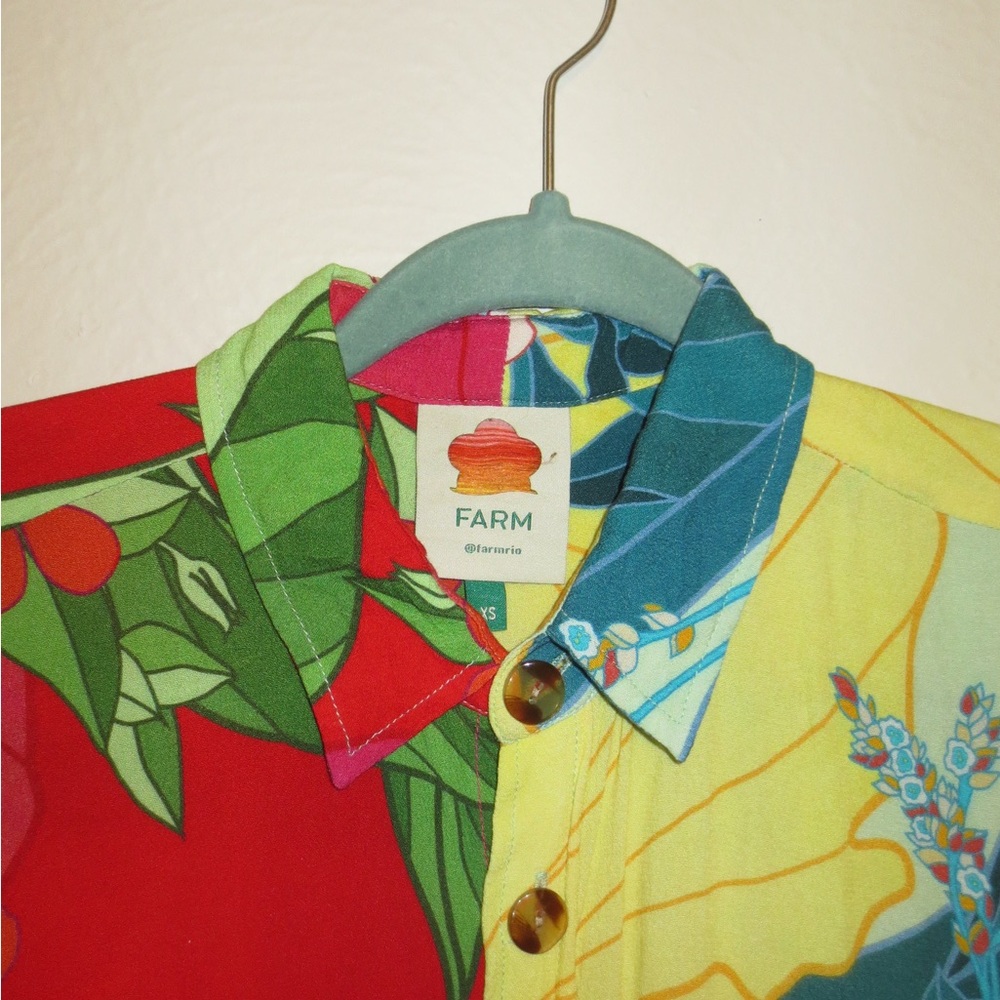 Farm Rio Button Down Collared Shirt - Picture 6 of 9